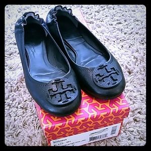 Tory Burch Reva - Tumbled Leather Flats